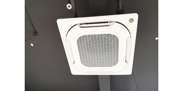 中央空調怎么開？
